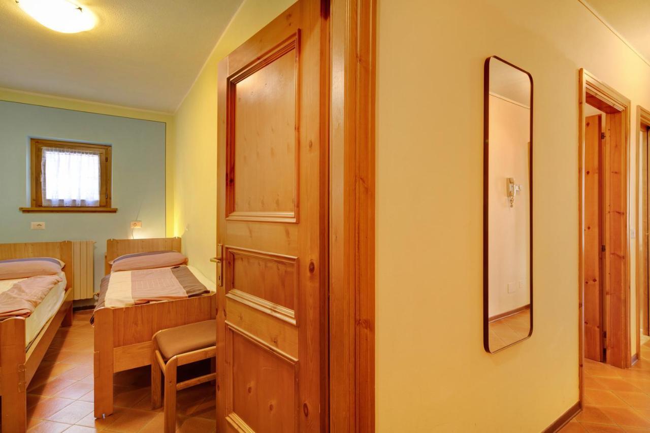 Chalet Meridiana Appartamento 7 ลีวินโญ ภายนอก รูปภาพ